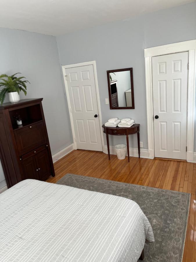 Apartment Spacious In Boston